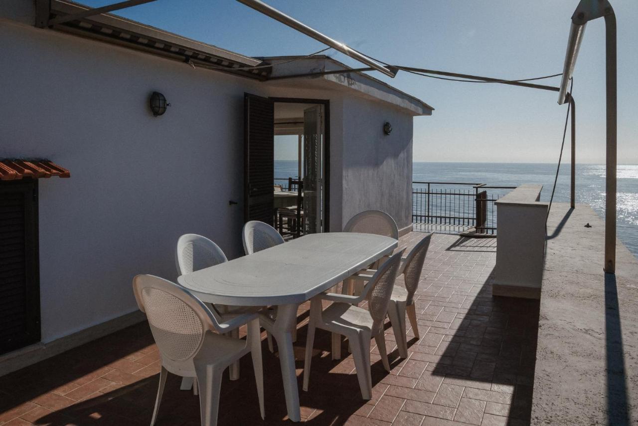Be Your Home - Appartamento 4 Camere Sul Mare Scesa Al Mare Privata Santa Marinella Eksteriør bilde