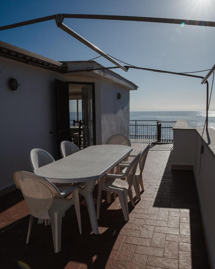 Be Your Home - Appartamento 4 Camere Sul Mare Scesa Al Mare Privata Santa Marinella Eksteriør bilde